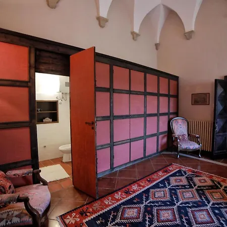 Palazzo Ducale Sangiovanni 2* Alessano