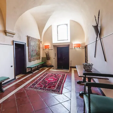 Palazzo Ducale Sangiovanni 2*