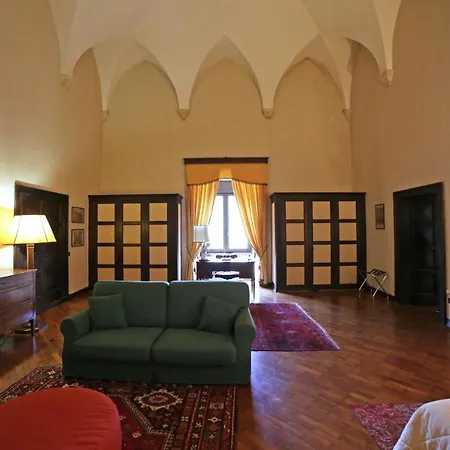Palazzo Ducale Sangiovanni 2*